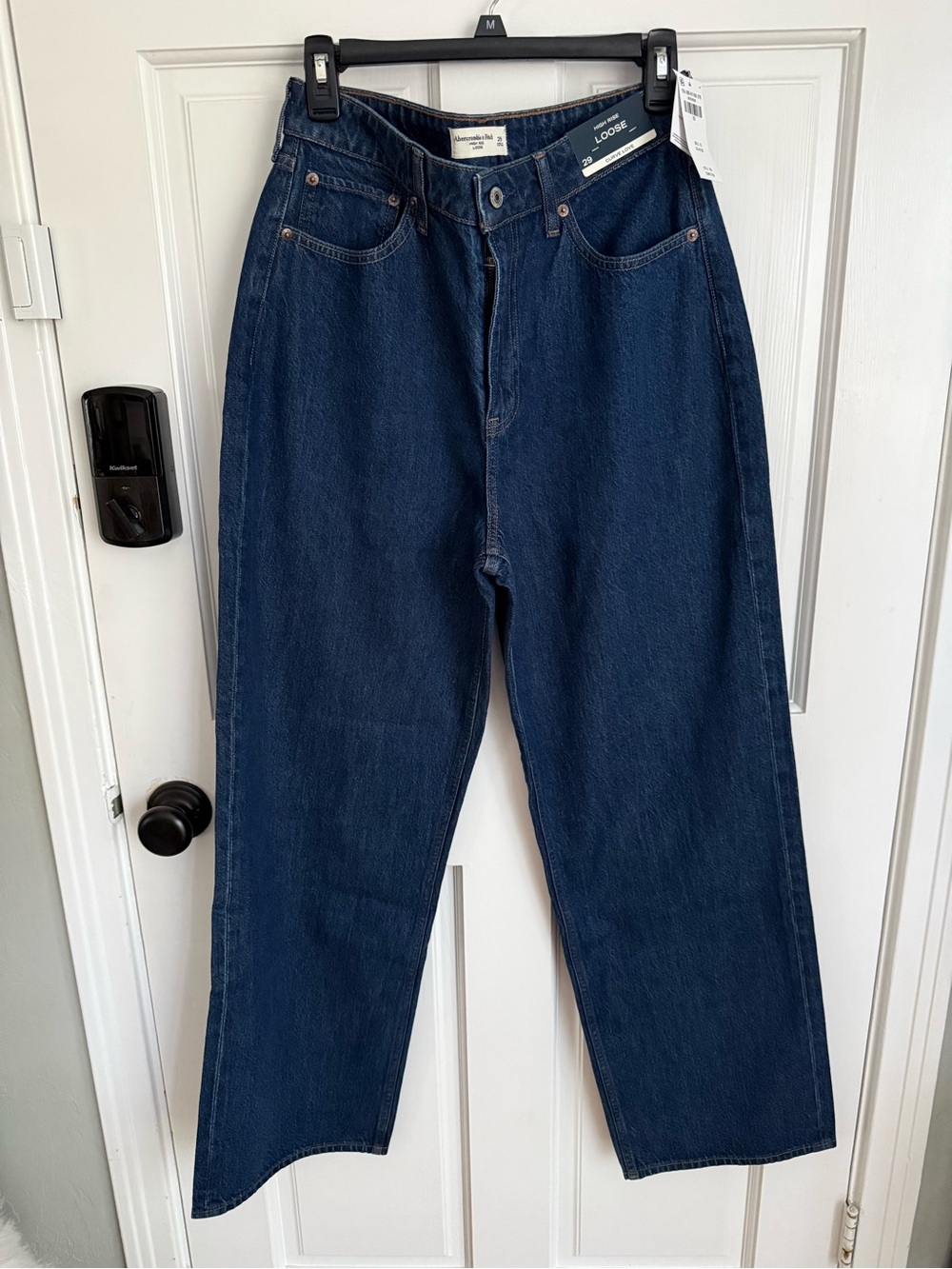 Abercrombie High Rise Loose Jeans NWT